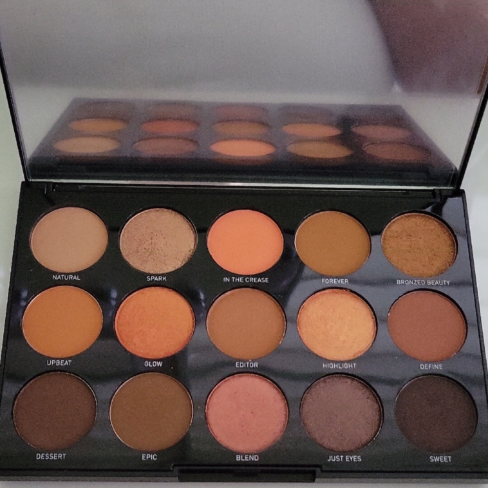 Morphe Day Slayer 15D